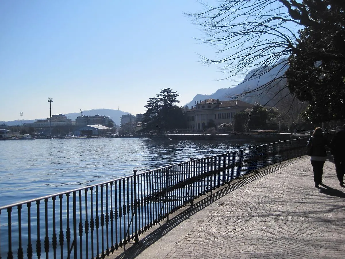 Ostello Villa Olmo Como 0*,  Italy